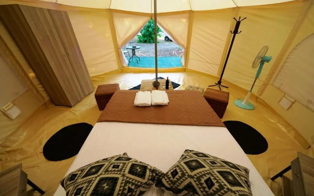 Paliouri Luxury Bungalows