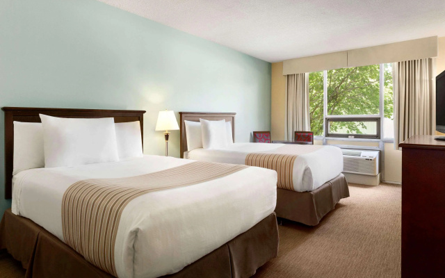 Travelodge by Wyndham Sydney