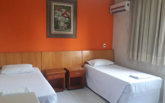 Crystal Plaza Hotel Marista
