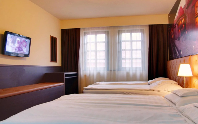 Corvin Hotel Gyula