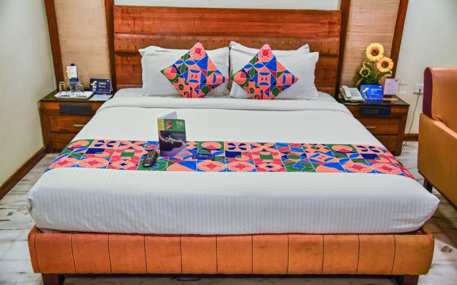 Fabhotel Rr Grand Daba Garden
