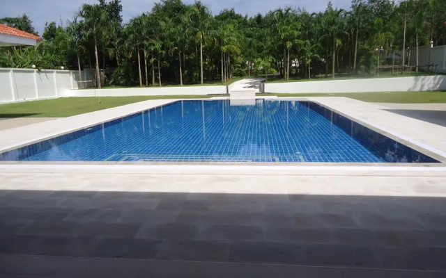 Villa Tha Maphrao