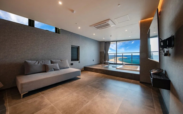 W Spa Pension