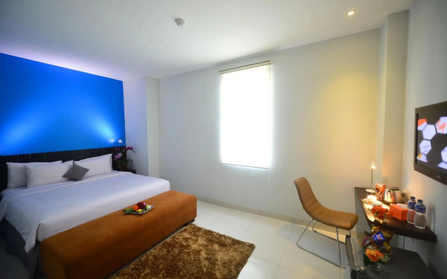 J Hotel Bandara Soekarno Hatta