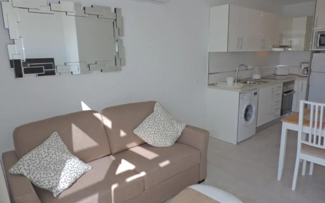 Los Gracioseros 209-2bed -1st Floor-A/C-UK TV-WiFi