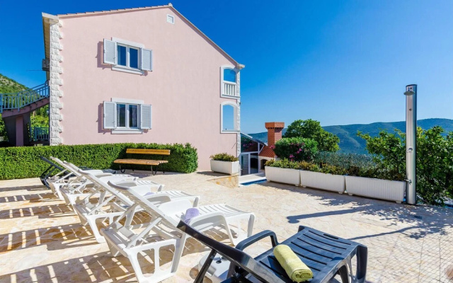 Stunning Home in Dubravka With Wifi and 3 Bedrooms