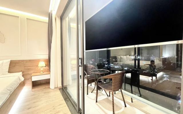 White House Condotel Phu Yen