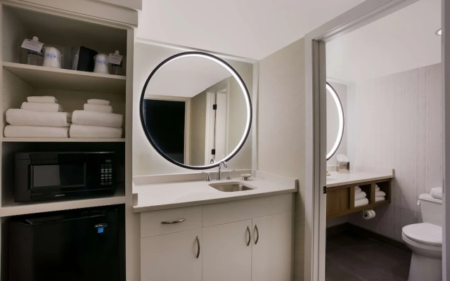 Best Western Premier The Central Hotel & Conference Center