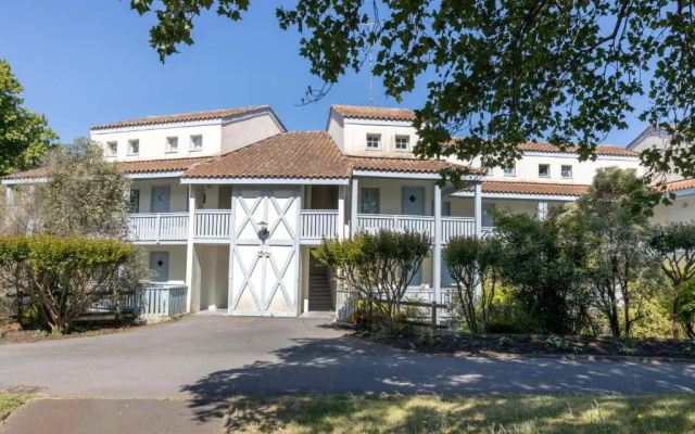 Doré Appartement T1bis avec piscine
