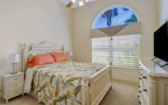 2605 Beach Parkway