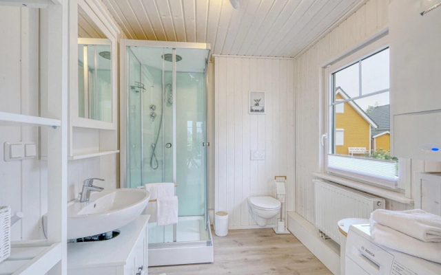 Stunning Home in Zerpenschleuse With 2 Bedrooms and Wifi