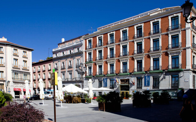 Hotel Intur Palacio San Martin вид на фасад