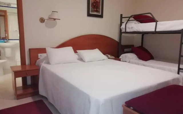 Hotel Cabo Festiñanza