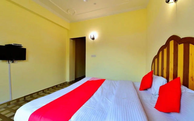 Oyo 30367 Rr Villa