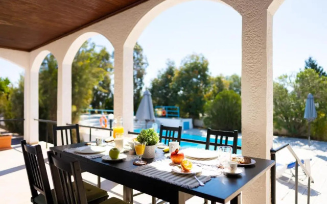 Villas Mina and Studios