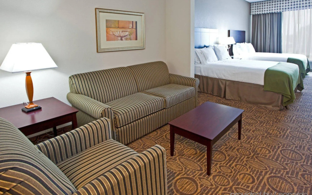 Holiday Inn Express Palatka Northwest by IHG