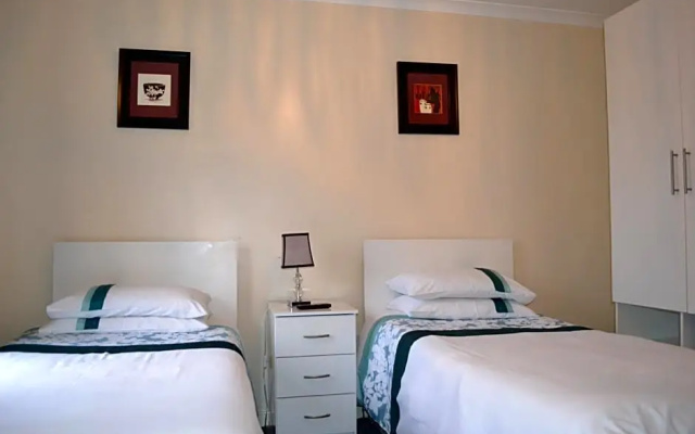 Annies Guest House
