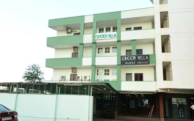 OYO 26175 Hotel Green Villa Guest House