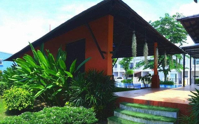 The Laguna Rest