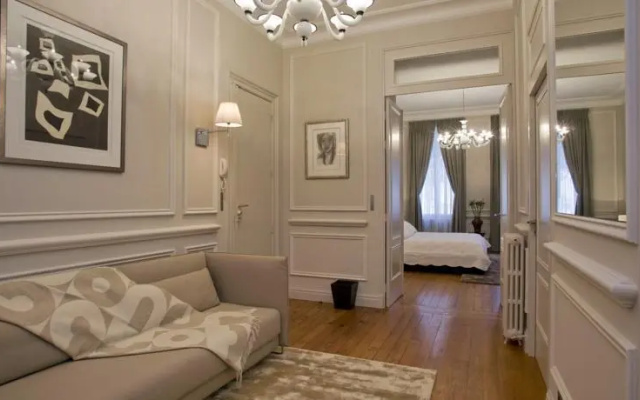 Le 76 Avenue