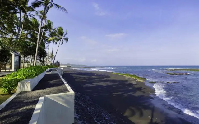 Majapahit Beach Villas - Villa Nataraja