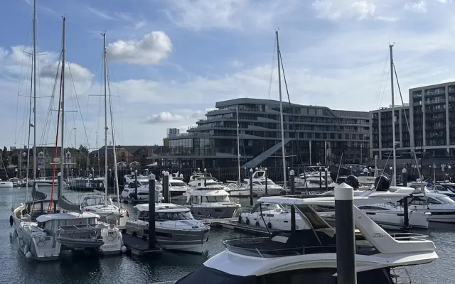 Oceanvillagemarina/2bedroom/modernkitchen/balcony