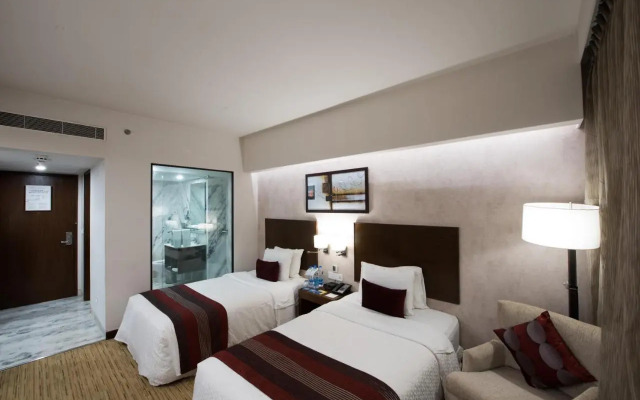 Four Points by Sheraton Hotel & Serviced Apartments, Pune