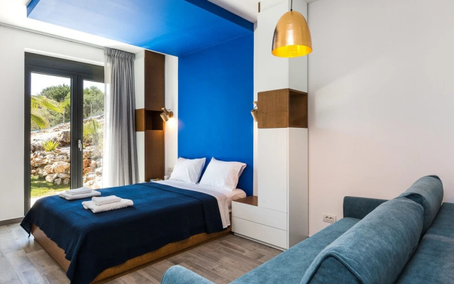 Villa Blue Skyline