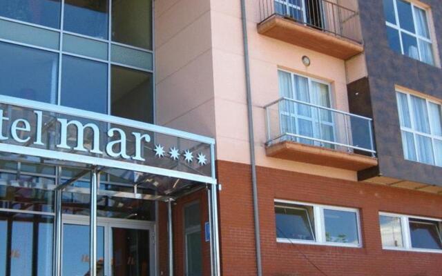 Hotel Mar Comillas вид на фасад