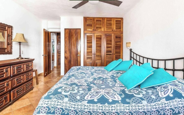Ocean View 2Br Condo-balcony-beach-pool - 610