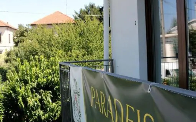 Paradeisos Residence