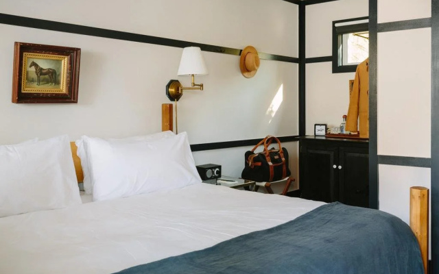 Brentwood Hotel