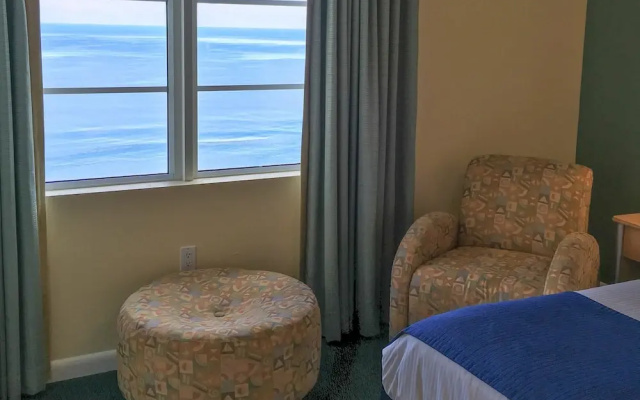 Ocean Walk 2424a
