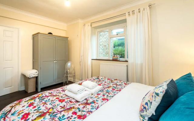 NEW Fantastic 1BD Crystal Palace Flat in London