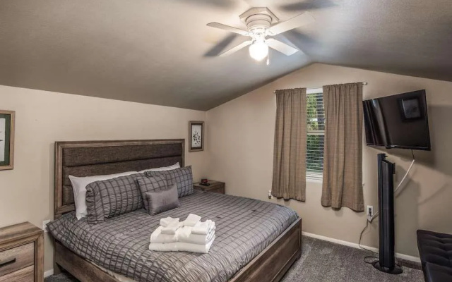 Benji's Canyon by Ruidoso Vacation Rentals