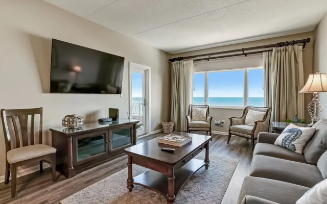 327 Sandcastle 1 Bedroom Condo by RedAwning