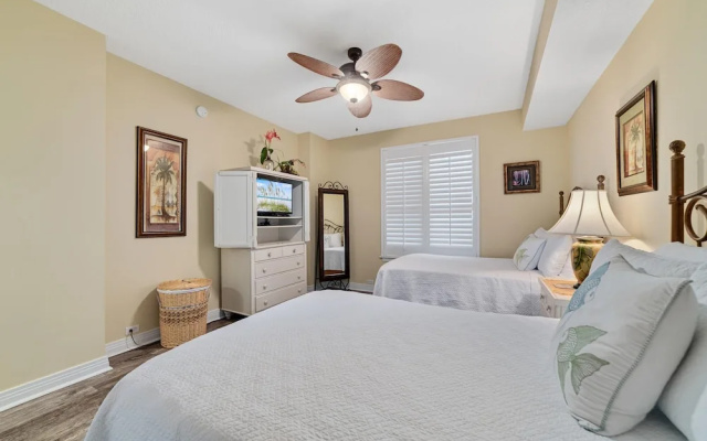 Beach Colony East 13C