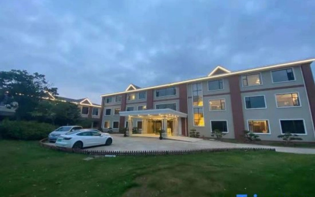 Yuhuayuan Hotel
