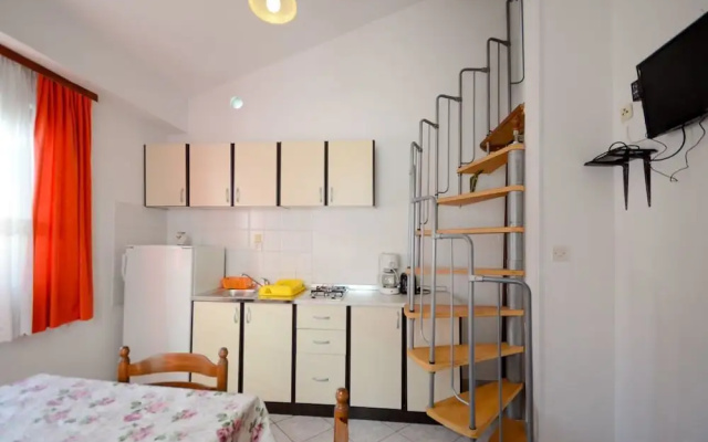 Apartments Mira
