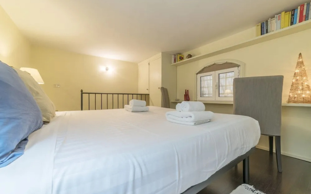 iFlat Yellow Monti Studio Apartment
