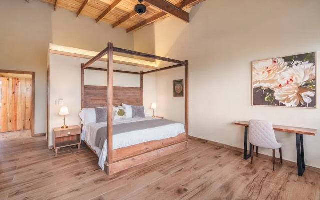 Mountain Views 11br 20 People Jarabacoa