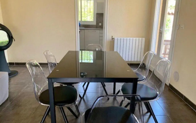 Maison Cap d'Agde, 5 pièces, 8 personnes - FR-1-607-23