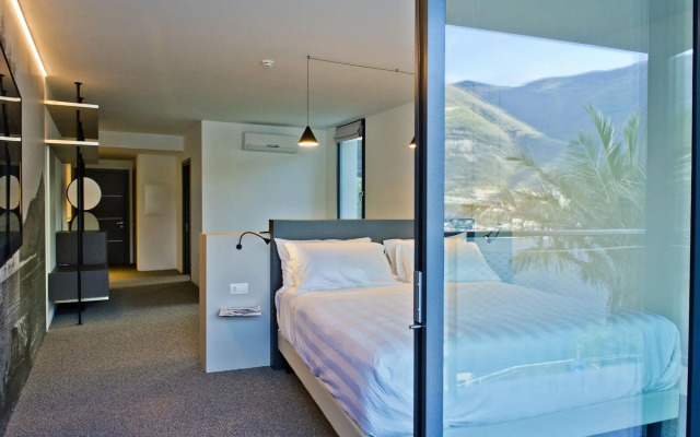 Hotel Lago