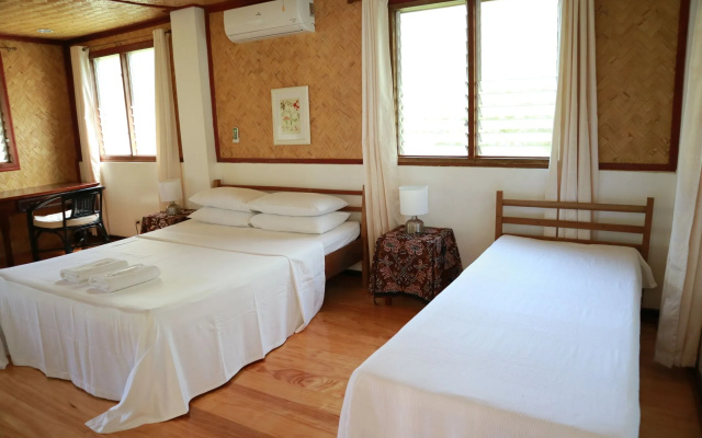 Golden Monkey Cottages
