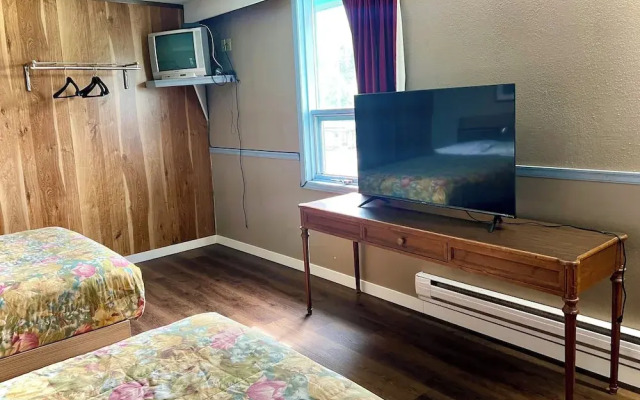 Valemount Hotel