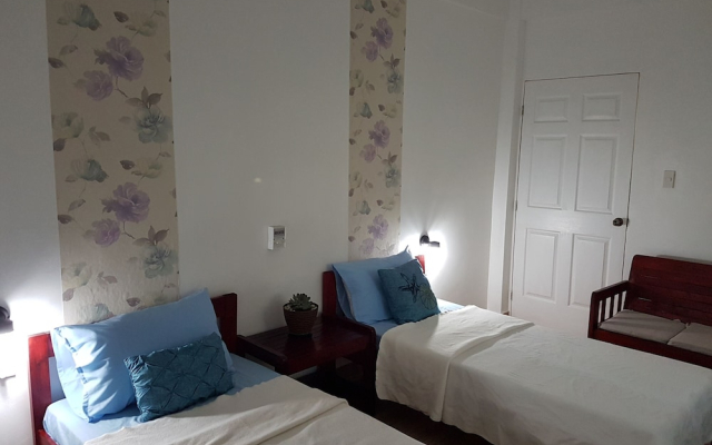 Hotel Pentaqua