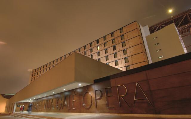 Отель Vila Gale Opera вид на фасад