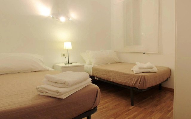 Alguera Apartments Napols