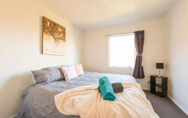 Fryer Street - Central Carefree Hideaway