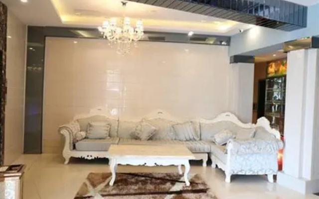 Adela Boutique Hotel